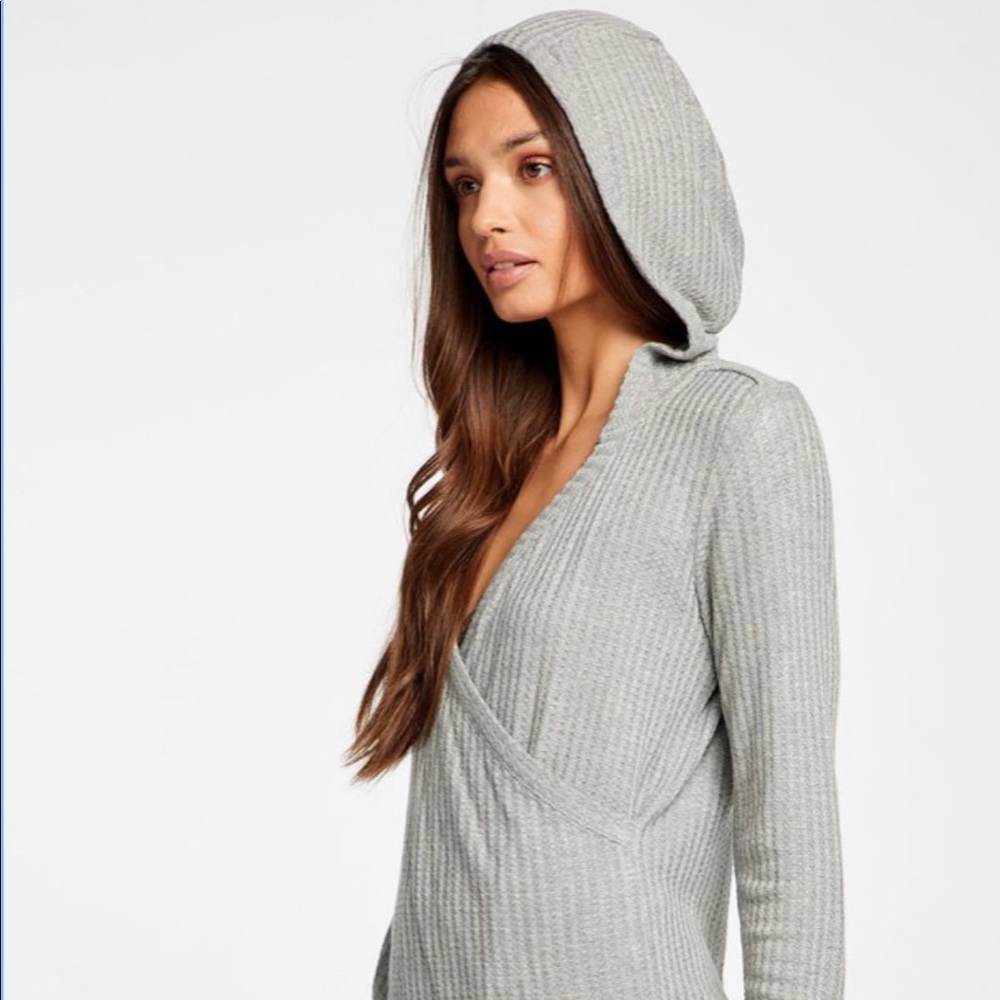 VINTAGE THERMAL HOODED SURPLICE PULLOVER